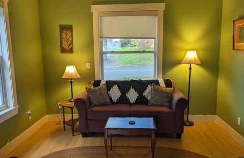 Saint John House | Cozy duplex with wood stove near Bayshore Beach & Irving Nature Park