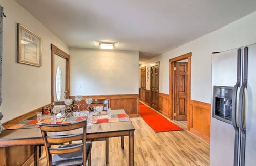 Ellsworth House | Cozy Ellsworth Home w/Yard, 15 Mi to Acadia!