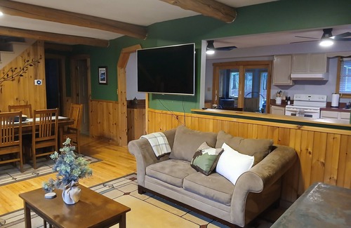 Woodgate House | Cozy Elm Retreat - Beautifully appointed home with lakerights to White Lake