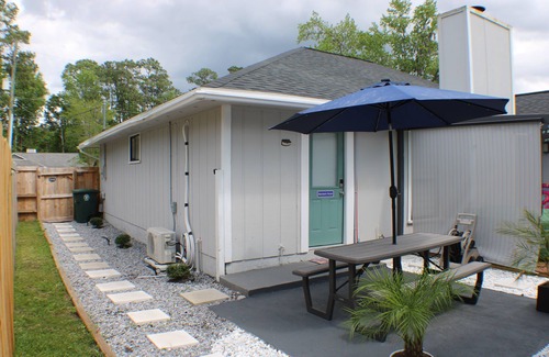 Southside Apartment | Cozy Entire Suite/Studio Completely Private/Mandarin Area
