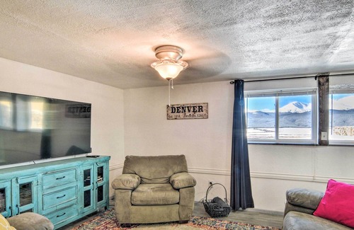 Leadville Apartment | Cozy Escape w/ Shared Outdoor Hot Tub & Mtn Views!
