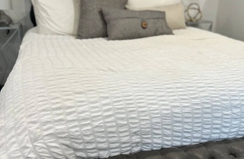 North Mountain Apartment | Cozy executive studio: Central Corridor of Phoenix w/AC, WiFi, peaceful & safe