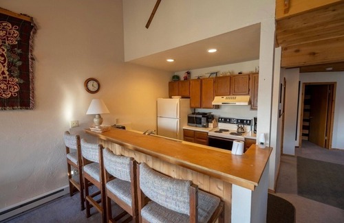 Windham House | Cozy Family-Friendly Townhouse Steps from Windham Mountain Resort - Unit 33