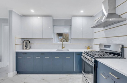 Tallman House | Cozy Family Home | Fireplace and Backyard Playset