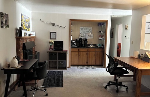 Northwest Arvada House | Cozy Family Vacation Home in Arvada 3 Bed/2 Bath Driveway and Fenced Yard