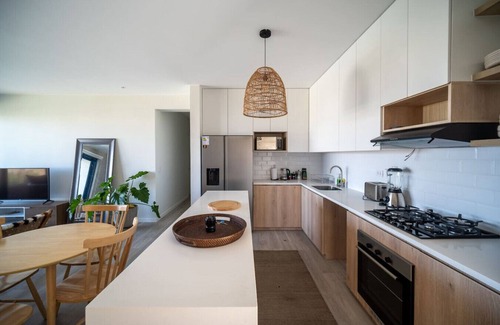 Pisco Apartment | Cozy flat w/Balcony View on the Lagoon, 5min from Kite Point & National Reserve