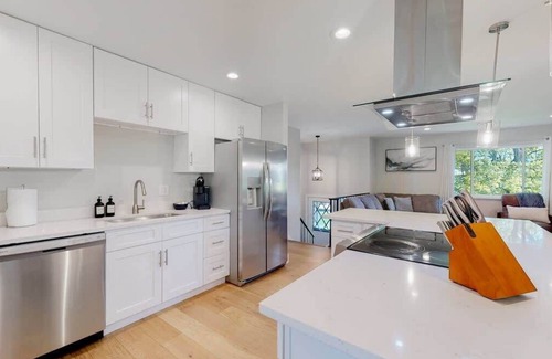 Castlewood House | Cozy Four Bedroom Family Retreat with Yard and Air Hockey