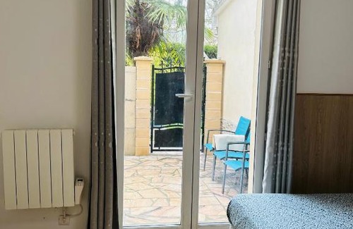 Bussy-Saint-Georges Apartment | Cozy