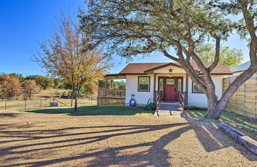 Fredericksburg Apartment | Cozy Fredericksburg Studio Near Wineries!