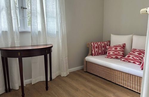 Schnakenbek House | Cozy gatehouse on the Hohe Elbufer in the nature reserve