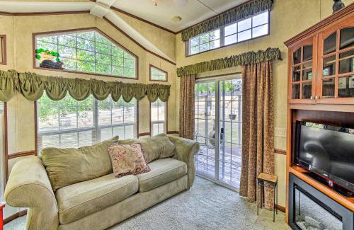 Burley House | Cozy Gig Harbor Cottage about 2 Mi to Case Inlet!