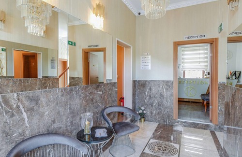Oberhausen Apartment | Cozy Haven in Oberhausen