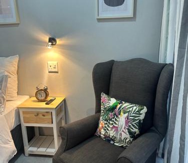 Beacon Bay Apartment | Cozy Hide