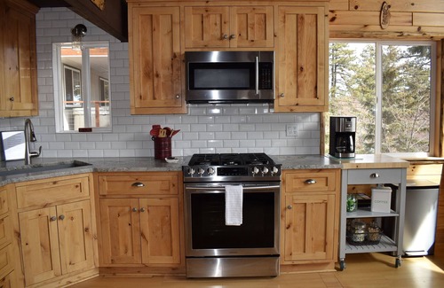 Big Bear Lake Cabin | Cozy Hideaway with Incredible Views