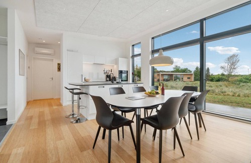 Sandvig House | Cozy home in Allinge with WiFi