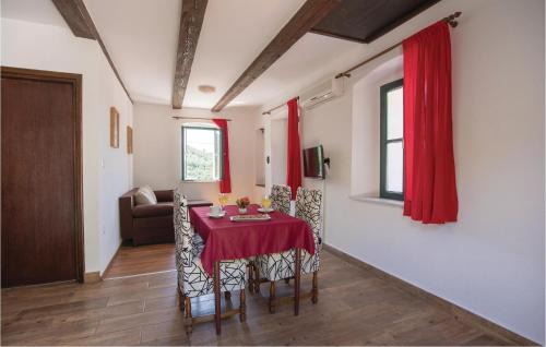 Ploce House | Cozy Home In Bacina With House Sea View