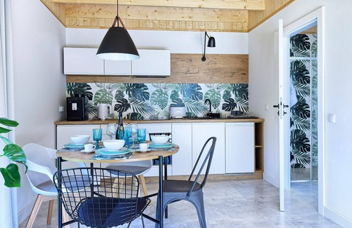 Bialogora House | Cozy home in Bialogora with WiFi