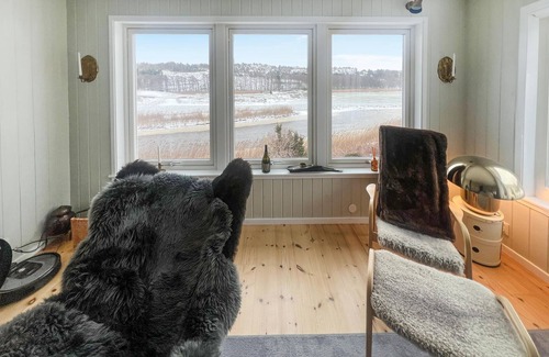 Fjallbacka House | Cozy home in Fjällbacka with kitchen