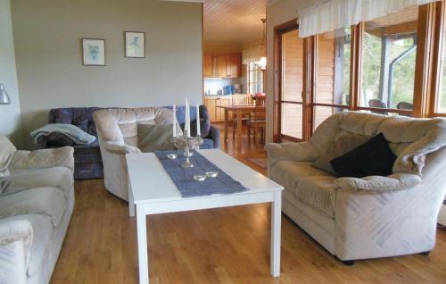 Gislaved House | Cozy Home In Gislaved With Sauna