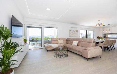 Gornja Glavina House | Cozy Home In Glavina Gornja With Wifi