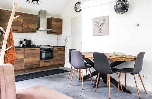 IJhorst House | Cozy home in IJhorst with kitchen