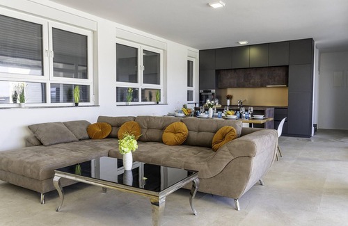 Nin House | Cozy home in Nin with house sea view