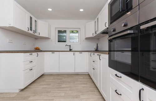 Petrcane House | Cozy home in Petrcane with WiFi