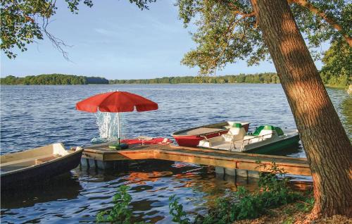 Pinnow House | Cozy Home In Pinnow With Kitchenette