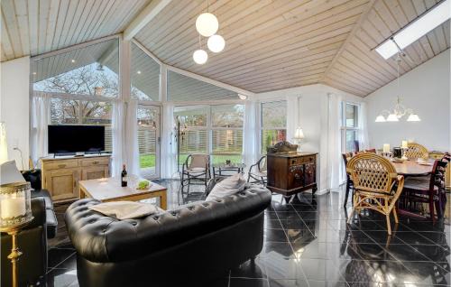 Store Kongsmark House | Cozy Home In Slagelse With Kitchen