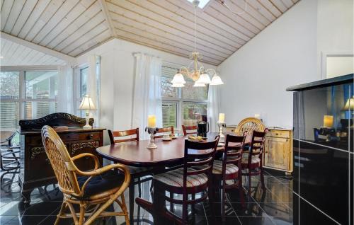 Store Kongsmark House | Cozy Home In Slagelse With Kitchen