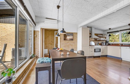 Amtoft House | Cozy home in Vesløs with house sea view