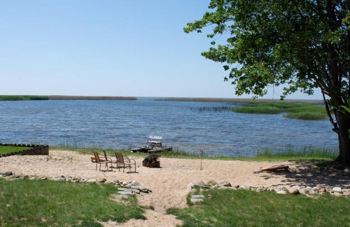 Au Gres House | Cozy Home Lake Huron II