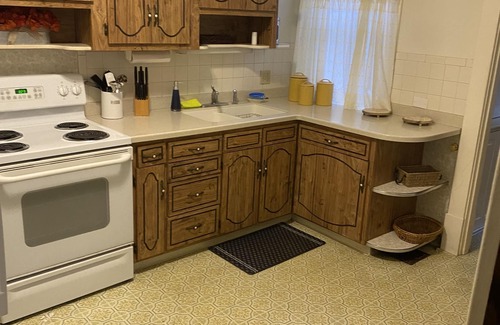 Morgantown House | Cozy home located in the historic section of Morgantown, West Virginia