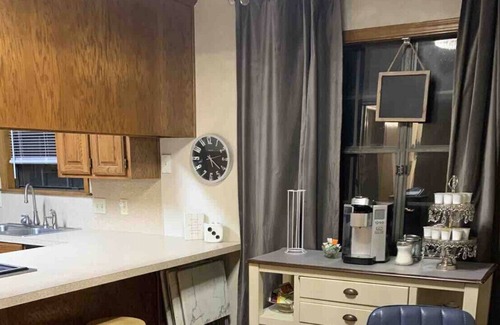 Pettit House | Cozy Home only 5 minutes from Lake Tenkiller!