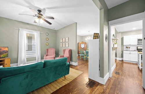 Wilder Park House | Cozy Home | Walk to Churchill & Cardinal Stadium!