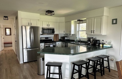 Apple River House | Cozy home with beautiful LAKE VIEW!