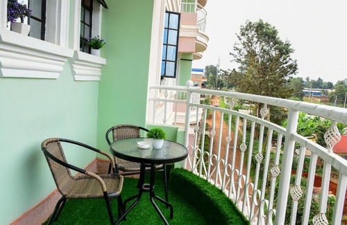 Embu Apartment | Cozy & Homely Suite with Free Parking & Wi-Fi