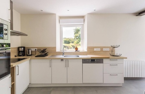 Les Moitiers-d'Allonne Cottage | Cozy house with garden and terrace, ideal for families