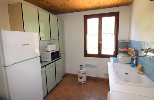 Domino House | Cozy House Near Beach - Quiet Area, Garden, Wi-Fi, Pet Friendly, Parking