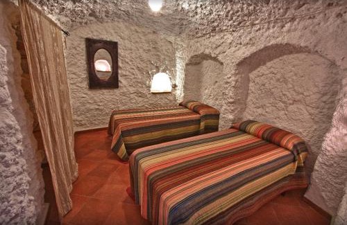 Gorafe House | Cozy house in Gorafe + pool