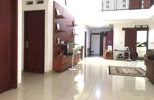 Pekayon Jaya House | Cozy house in Pekayon, Bekasi