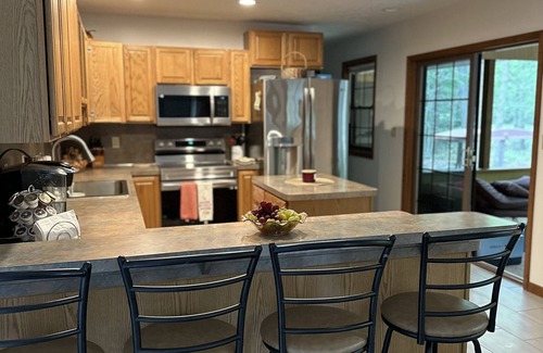 Gouldsboro House | Cozy House in Big Bass Lake Gouldsboro with Hot Tub, Fire Pit, Pool, Ping Pong