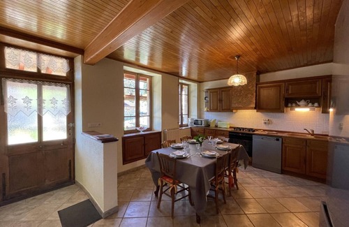 Laprugne Cottage | Cozy House with Garden, Near Hiking Trails and Ski Resort, Child-Friendly, Fully Equipped