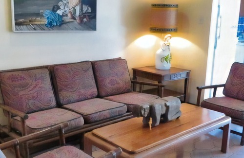 San Pedro Apartment | Cozy Inn Apt 4- Located in a Central, Residential Area , in a Secure Building