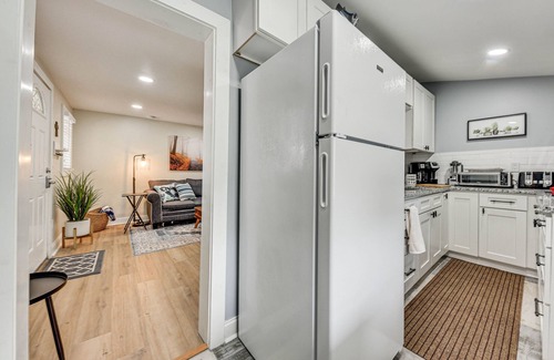 Riverside Cottage | Cozy Jacksonville Cottage, Walkable Location!