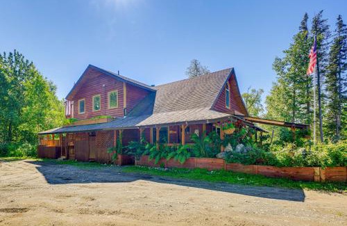 Nikiski Apartment | Cozy Kenai Abode with Private Deck 5 Mi to Ocean!