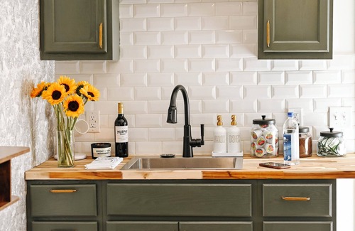 Hurdle Mills Cabin | Cozy Lakefront Cottage with Hot Tub on 25-Acre Private Retreat