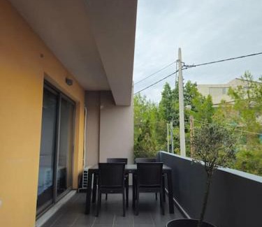 Paiania Apartment | Cozy & Minimal Apartment Near Airport Peania