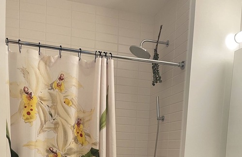 Downtown Brooklyn Apartment | Cozy & Minimalist Alcove Studio 10 minutes from Manhattan