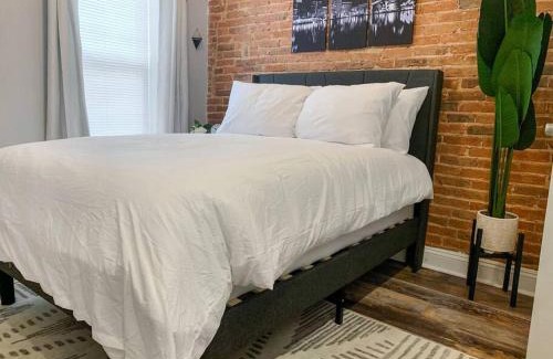 Fells Point Apartment | Cozy Modern Apt in the Heart of Fells Point!